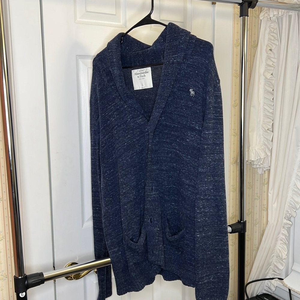 Abercrombie & Fitch— navy blue cardigan